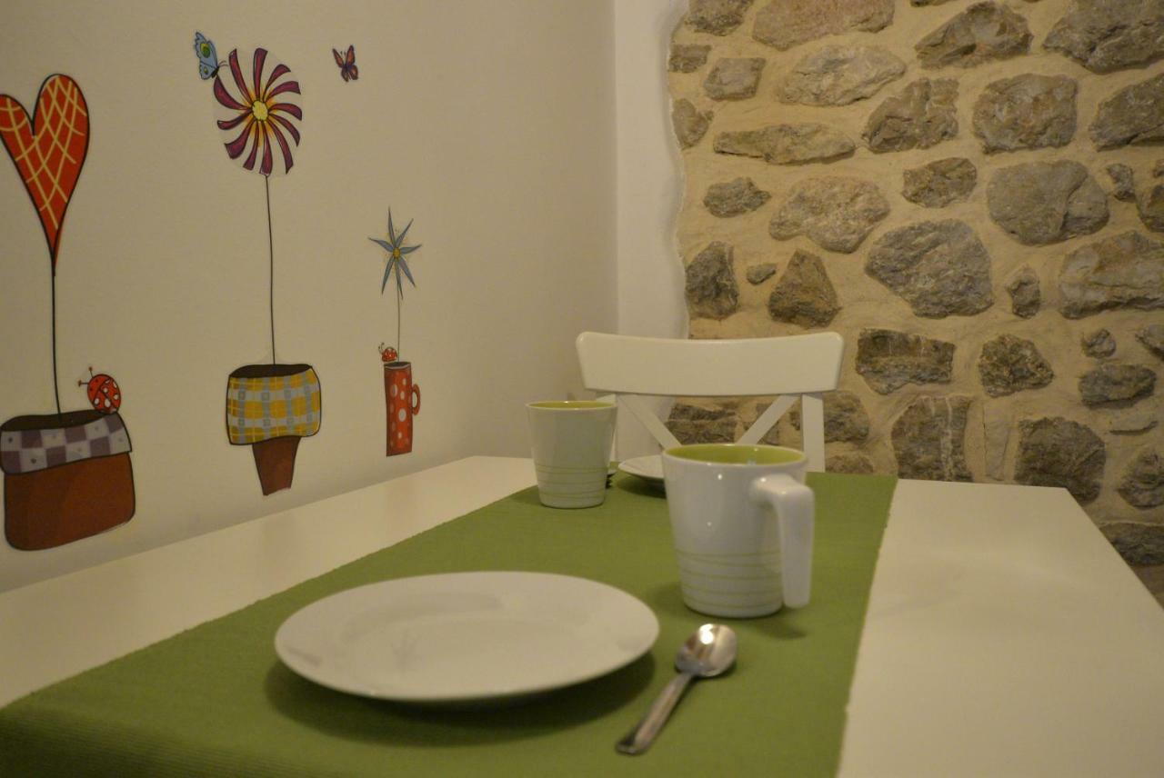 Apartments And Rooms Oliva Cres Bagian luar foto