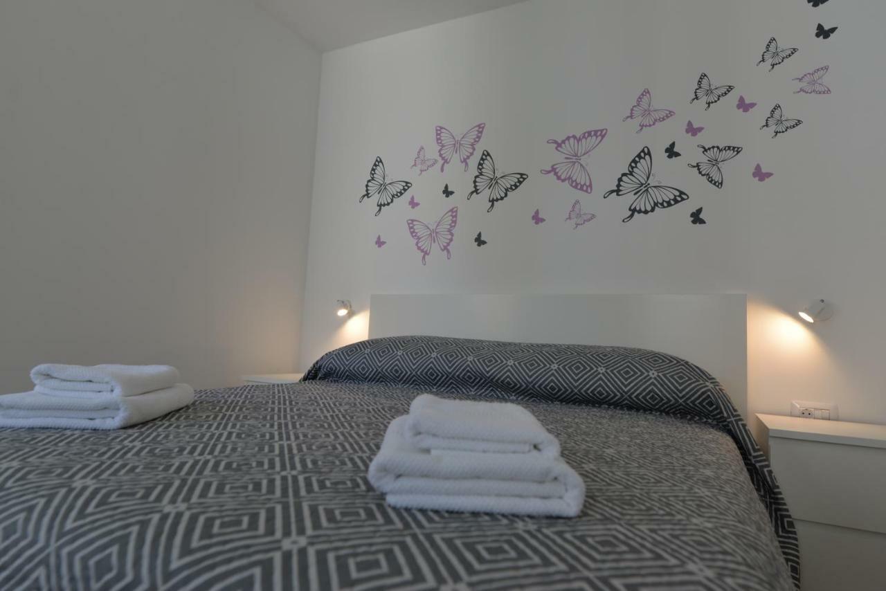 Apartments And Rooms Oliva Cres Bagian luar foto