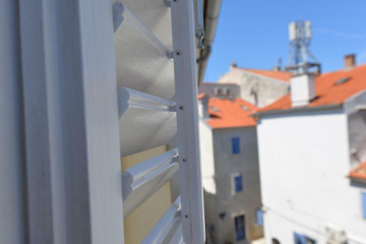 Apartments And Rooms Oliva Cres Bagian luar foto