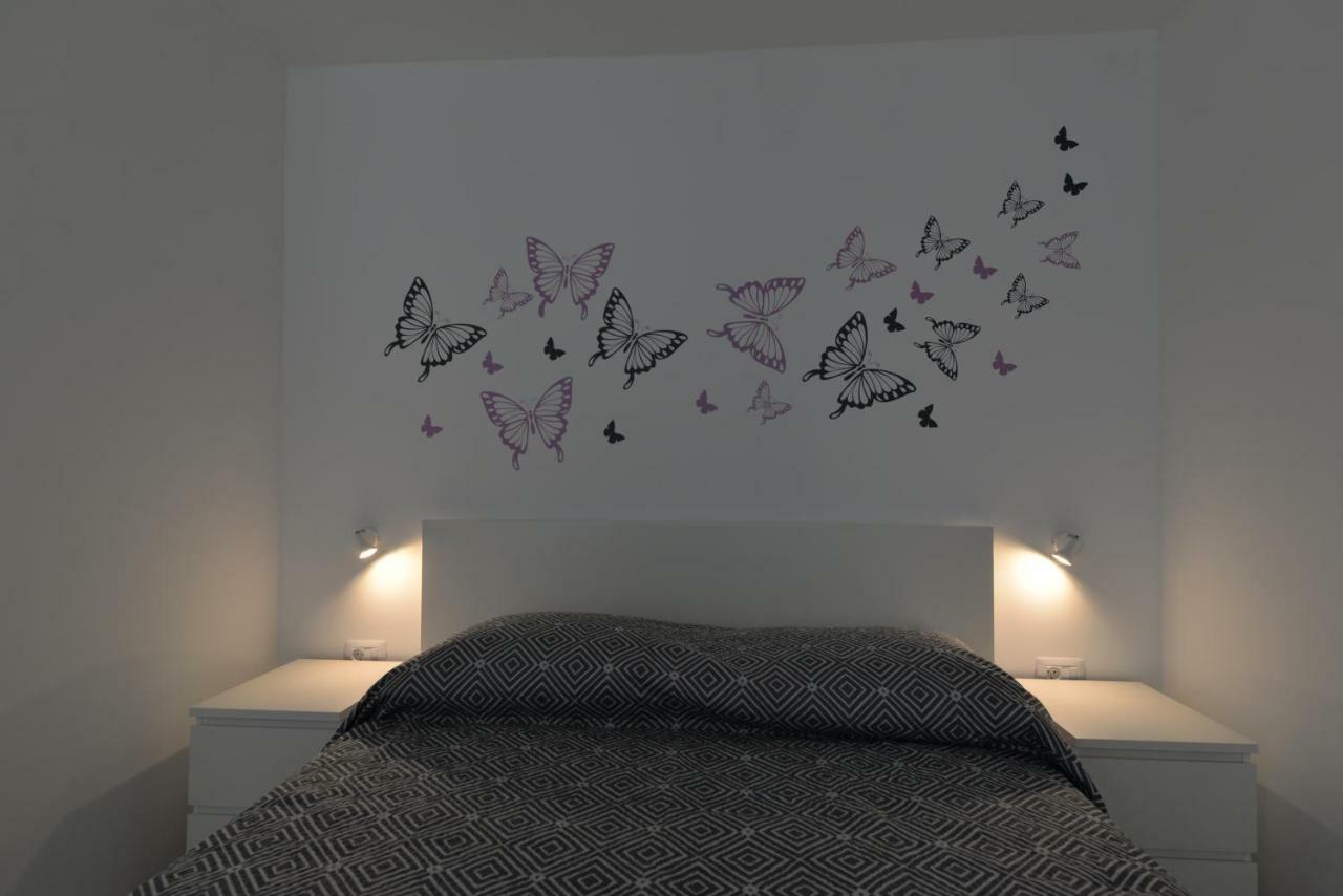 Apartments And Rooms Oliva Cres Bagian luar foto