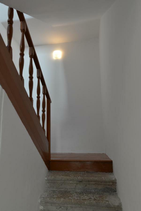 Apartments And Rooms Oliva Cres Bagian luar foto